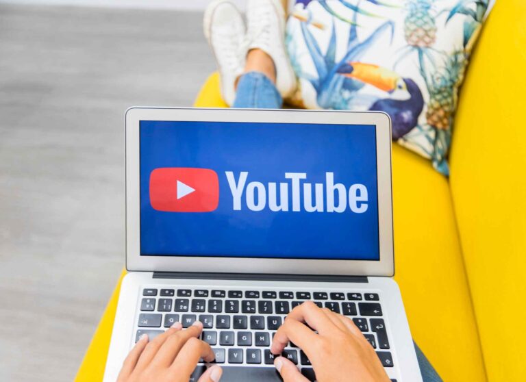 Comment activer et utiliser les sous-titres et la traduction sur YouTube