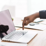 LinkedIn ajoute un bouton Calendly intégré pour la prise de rendez-vous