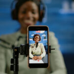 L'augmentation de l'engagement des utilisateurs YouTube dans l'écoute de podcasts est fulgurant, avec plus d'un milliard de spectateurs mensuels.